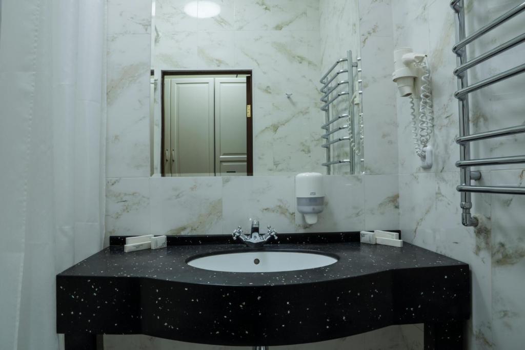 Ar Nuvo Hotel Karagandy Habitación foto